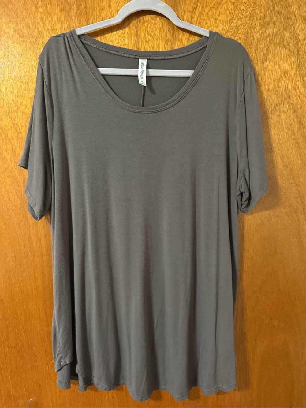 Zenana Outfitters Relaxed Scoop Neck Tee - Gray